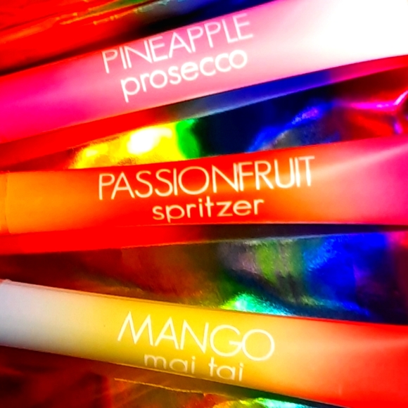 Bath and Body Works Summer Lip Gloss Set/3! 💋 - Picture 2 of 3